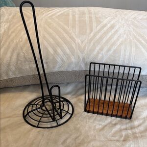 Black Metal Paper Towel Holder and Napkin Holder Set